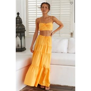 BNWT ALL ABOUT MAY ORANGE SUN SYNCHRO COORD SKIRT SET